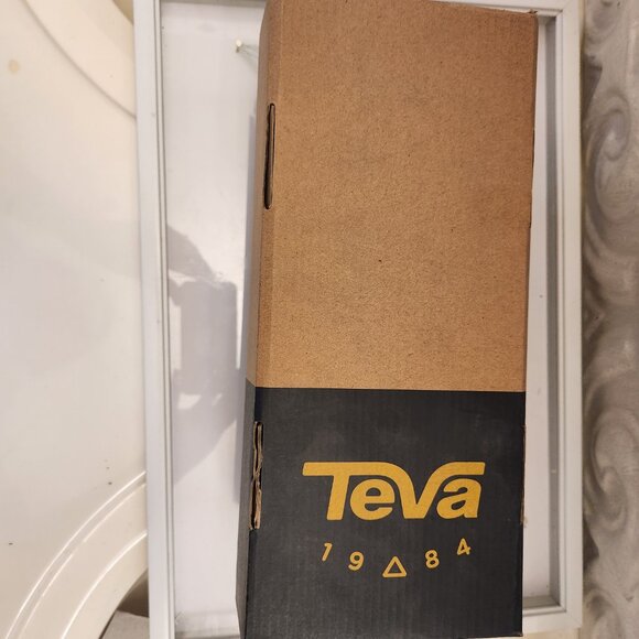 Teva Original Univeral Sandals. NIB. Multi Color. Size 12 - Picture 7 of 8